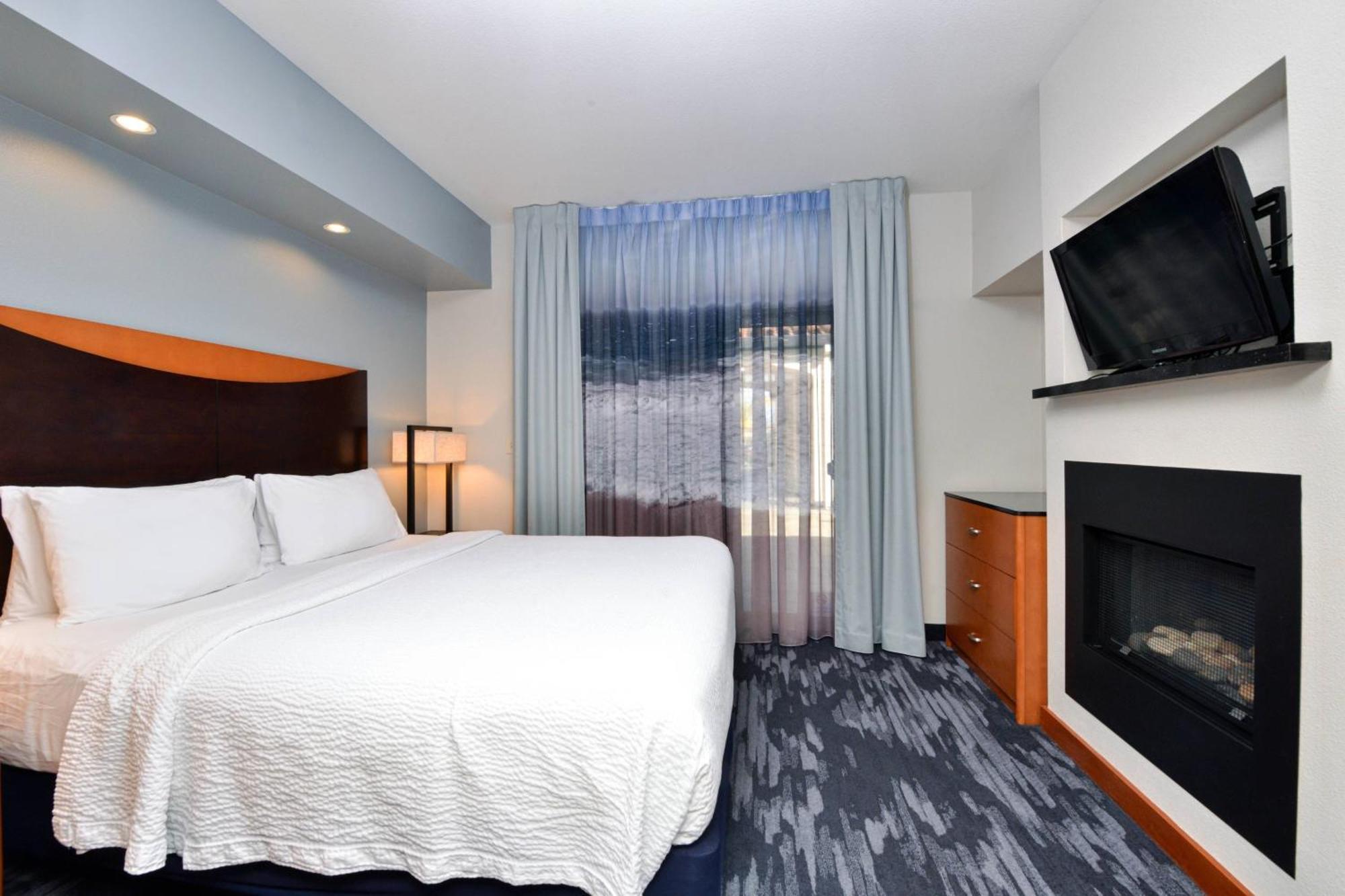 Fairfield Inn&Suites Santa Cruz - Capitola Exterior foto