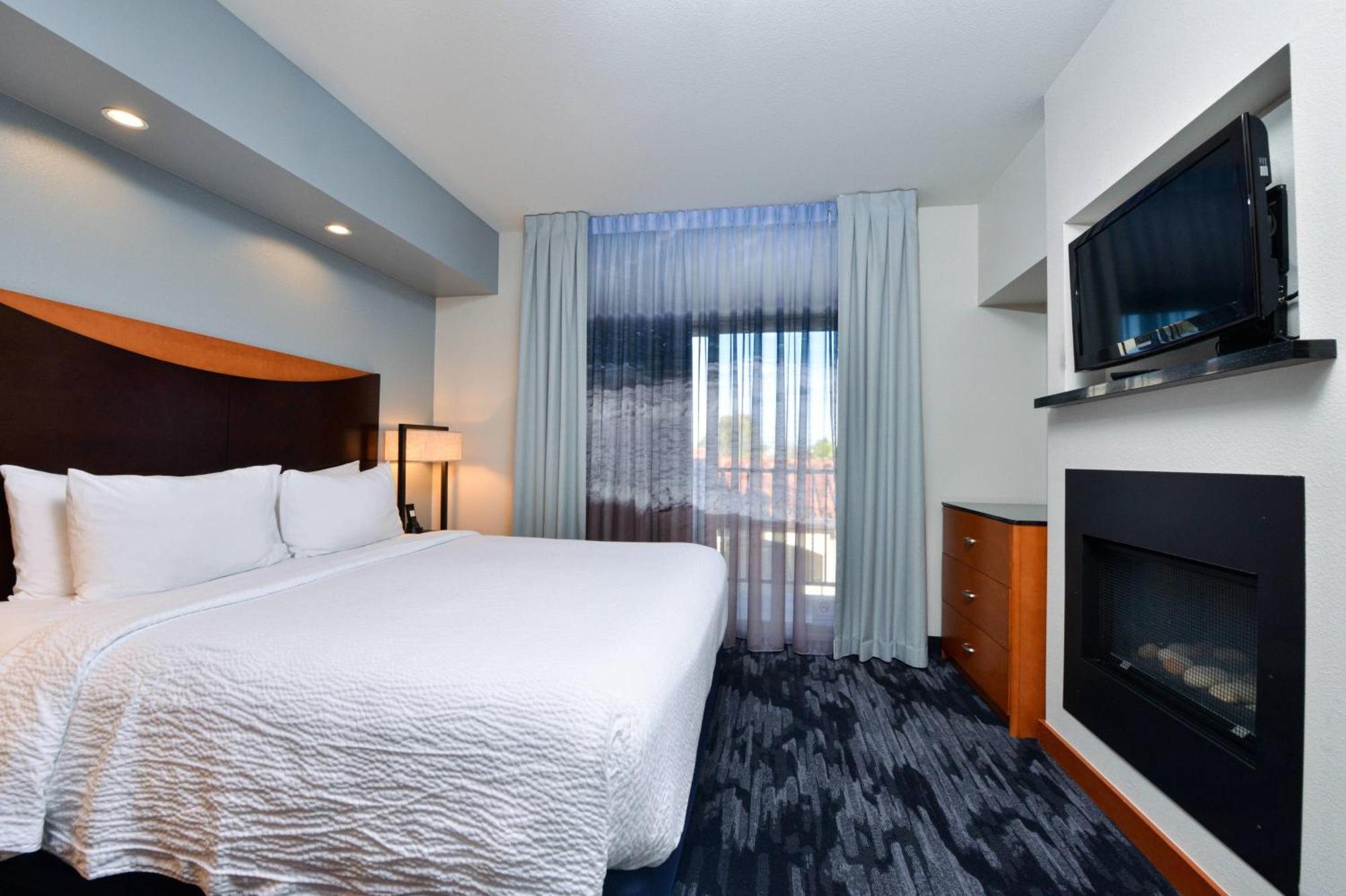 Fairfield Inn&Suites Santa Cruz - Capitola Exterior foto