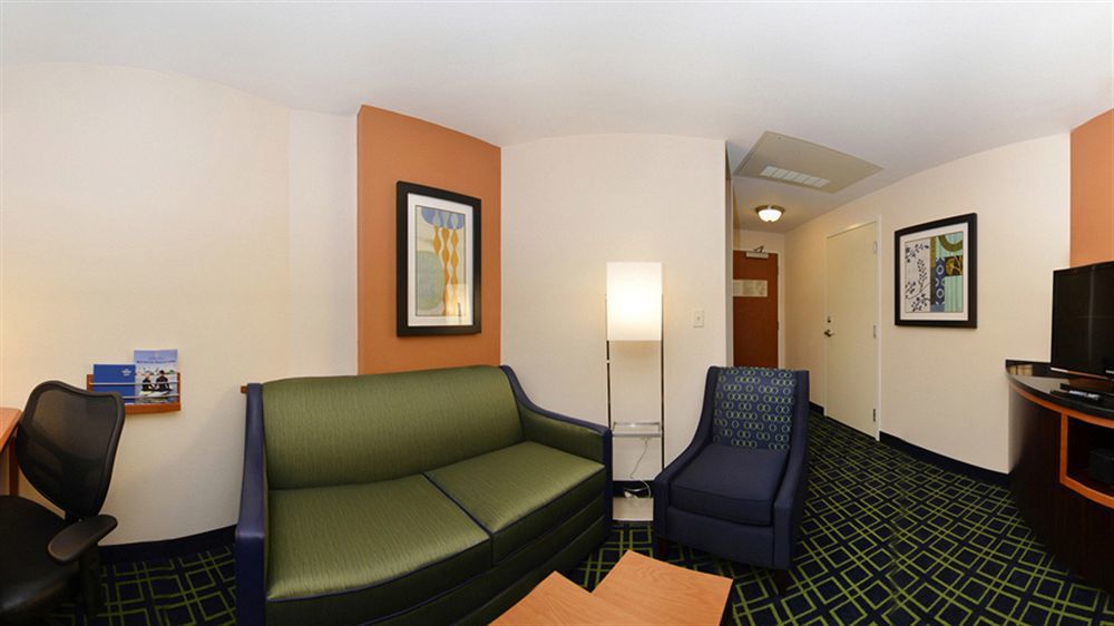 Fairfield Inn&Suites Santa Cruz - Capitola Exterior foto